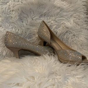 Formal shoes